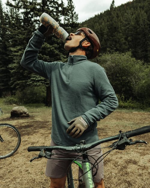 lifestyle image of Thermal 72-Hour Quarter-Zip