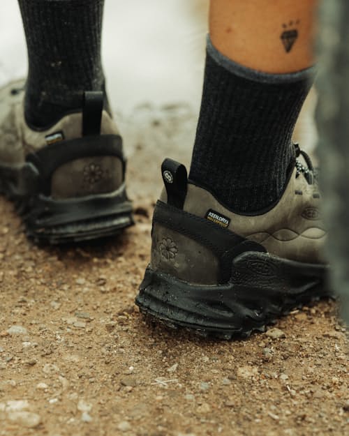 lifestyle image of Jasper Zionic WP Trail Sneaker
