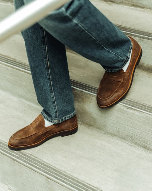 lifestyle image of Dartflex Loafer