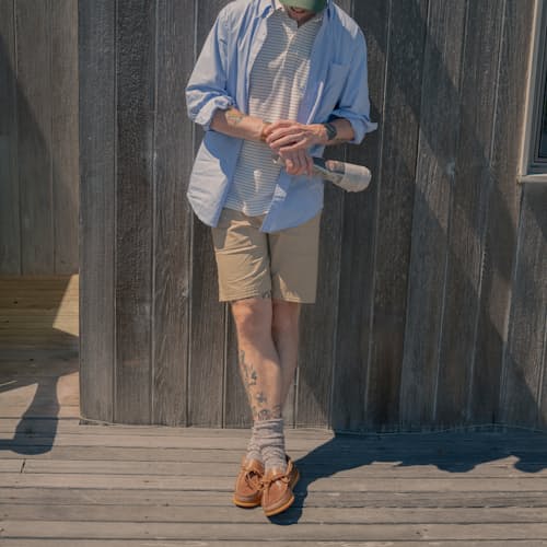 Joe is 6'1'' and wearing a size 33