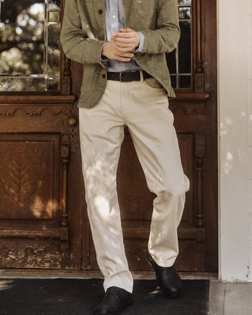Arthur is 6’1’’, 175 lbs, and wearing size 32