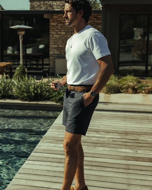 lifestyle image of Cotton Linen Chino Short - 7"