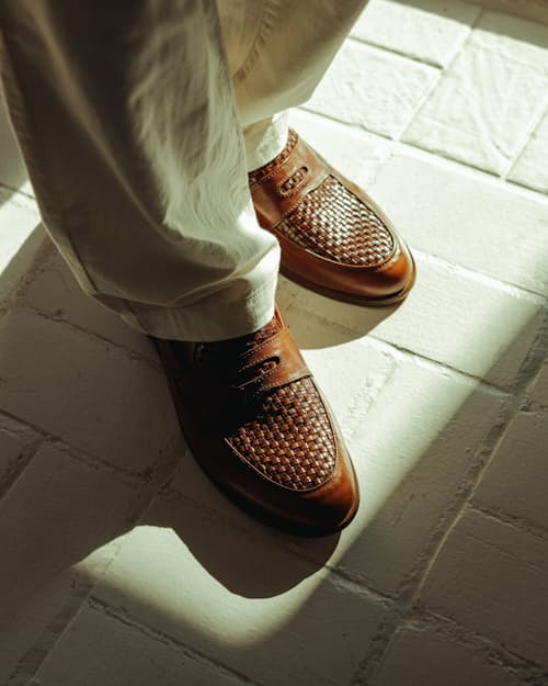 lifestyle image of Dartflex Woven Loafer
