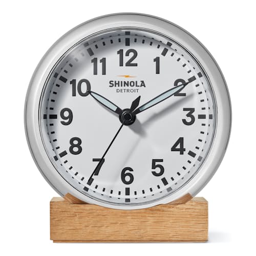 laydown image of The Runwell Desk Clock