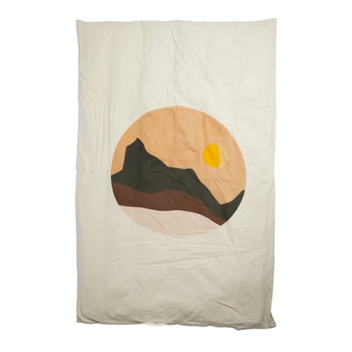 laydown image of Mountain Calling Duvet