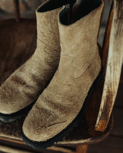 lifestyle image of Moto Boot