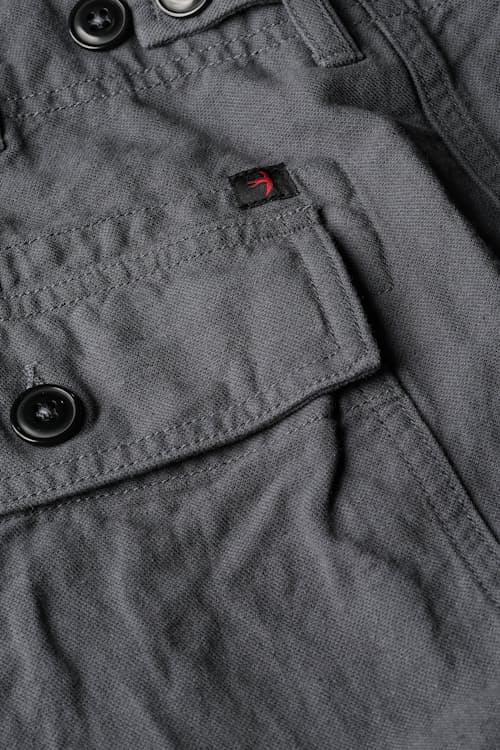 lifestyle image of Cotton Linen Supply Short - 8.5"