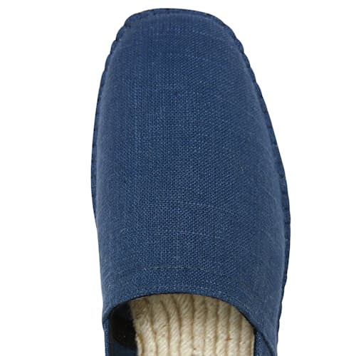 laydown image of Zach Espadrille