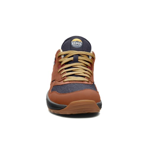 laydown image of Trailhead Sneaker