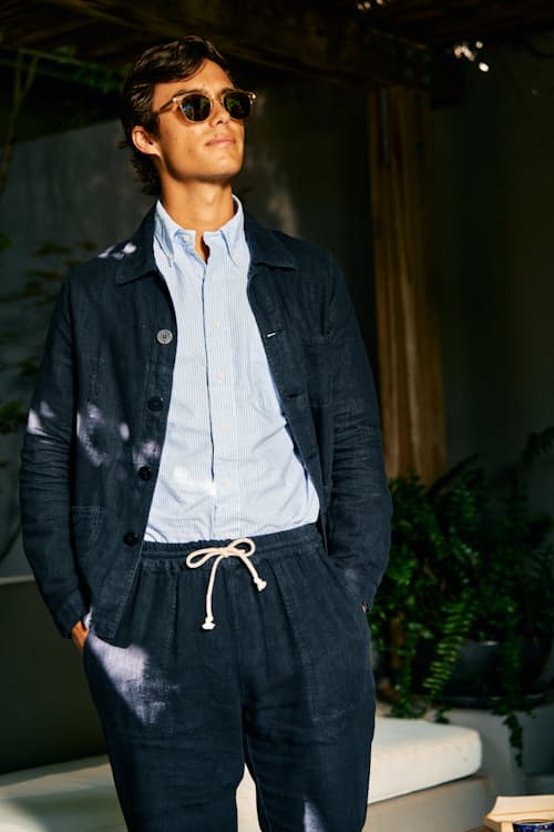 lifestyle image of Baptista Linen Chore Coat