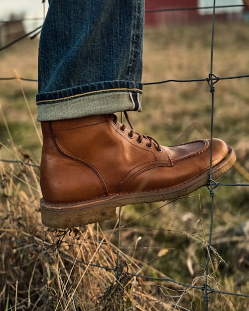 lifestyle image of Nuovoflex Service Boot