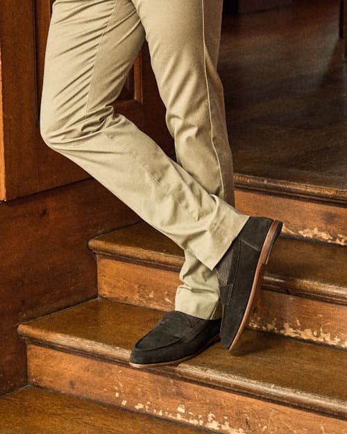 lifestyle image of Dartflex Loafer