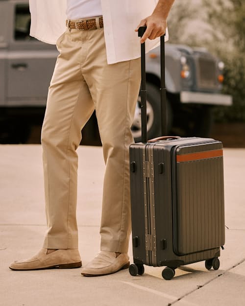 lifestyle image of Daily Driver Chino - HB Straight
