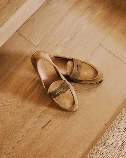 lifestyle image of Dartflex Loafer
