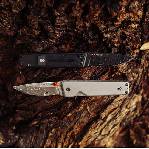 laydown image of Huckberry Chapter Knife