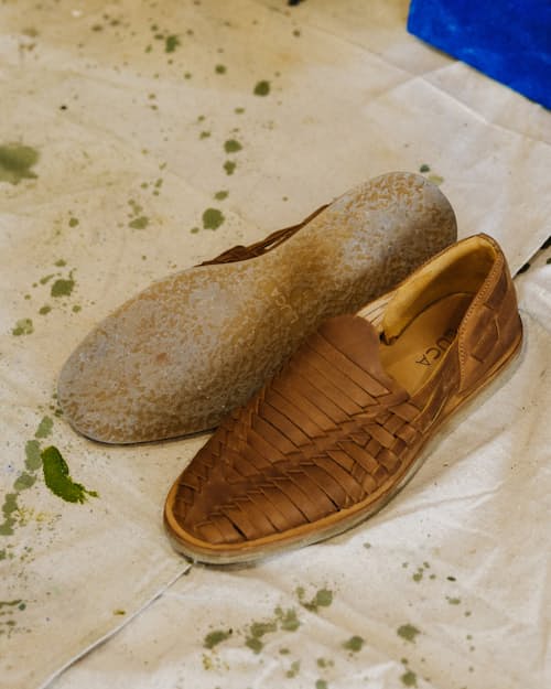 lifestyle image of Crepe Sole Huarache