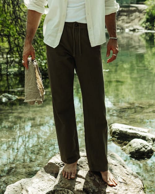 lifestyle image of Cotton Linen Drawstring Pant