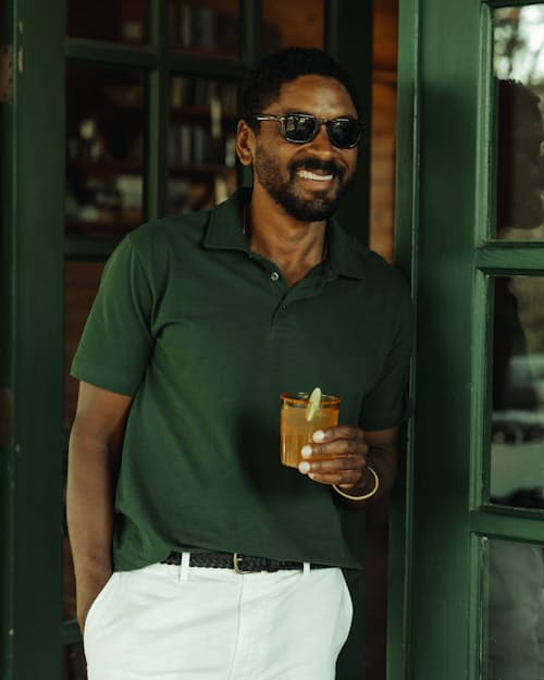 lifestyle image of Fino Pique Polo