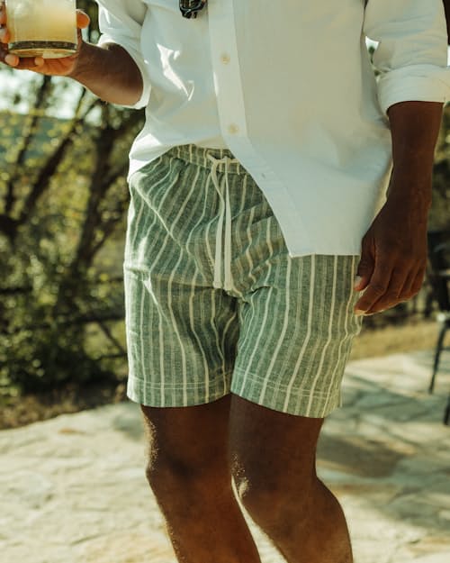 lifestyle image of Canoe Short - 7"