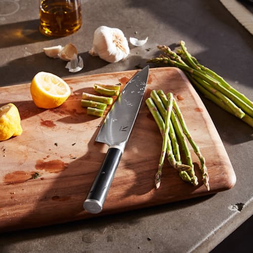 laydown image of Trio of Knives + Stand
