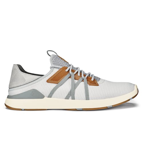 laydown image of Mio Li Sneaker