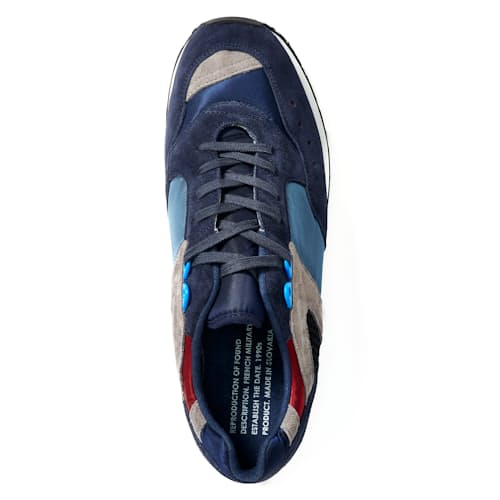 laydown image of French Military Trainer