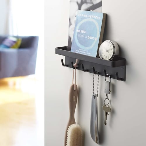 lifestyle image of Smart Magnetic Key Rack with Tray