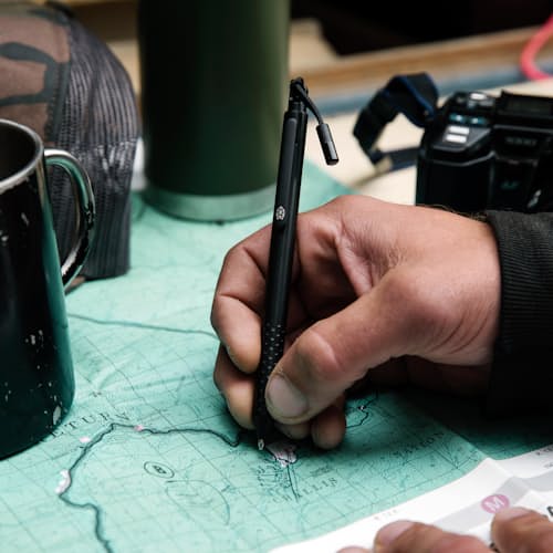 laydown image of The Benton EDC Pen