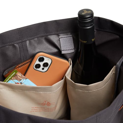 laydown image of Market Tote