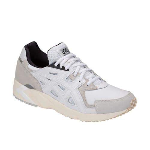 laydown image of Gel-DS Trainer OG