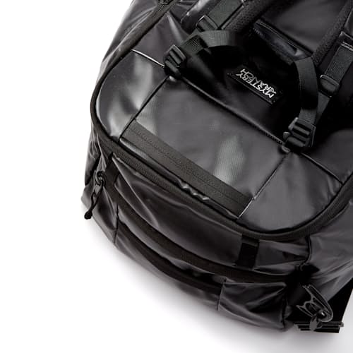 laydown image of Mission Duffel 90L