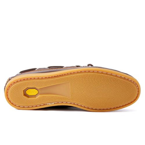 laydown image of Canoe Moc