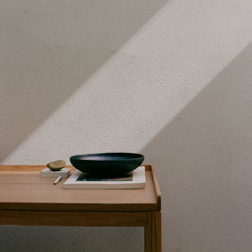 laydown image of Ko Desk