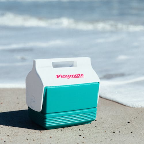 laydown image of Retro Playmate Mini 4 Qt. Cooler