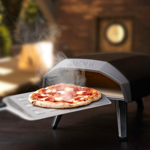 lifestyle image of Ooni Koda 12 Pizza Oven