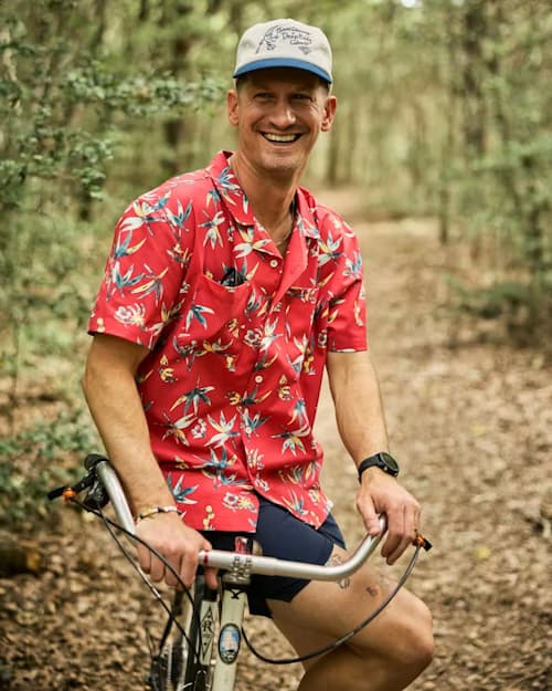 lifestyle image of Airweave Performance Shirt