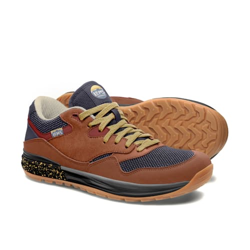 laydown image of Trailhead Sneaker