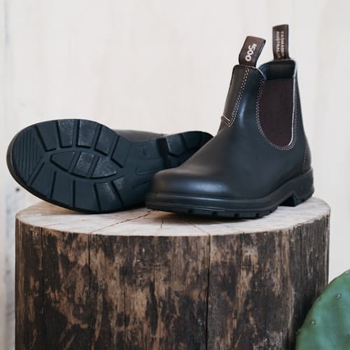 lifestyle image of Classic 500 Chelsea Boot