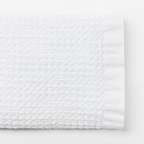 lifestyle image of Bath Towel Set