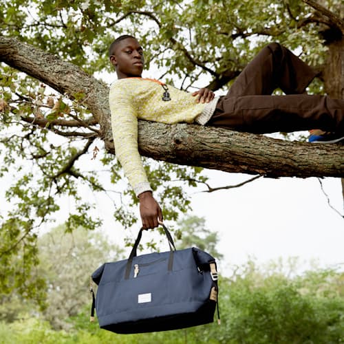 laydown image of Milton - 30L Weekender