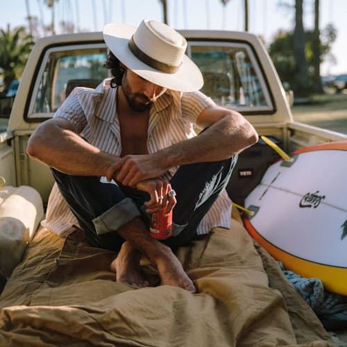 laydown image of L'Amour Buckaroo Straw Hat