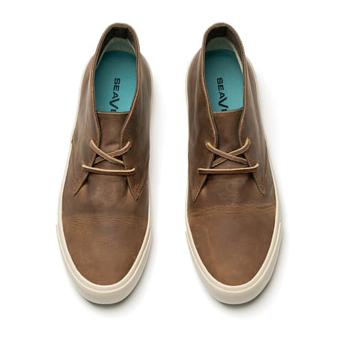 laydown image of Maslon Desert Boot