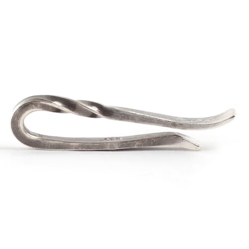 laydown image of Twisted Tie Bar