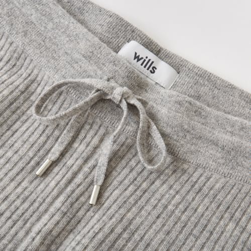 laydown image of Women's Luxe Ribbed Short