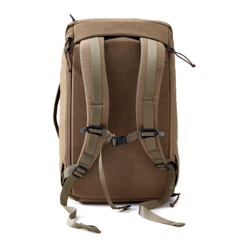 laydown image of The Mission Hybrid 40L - Exclusive