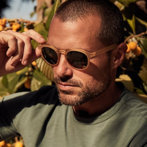 lifestyle image of Cruisers Sunglasses