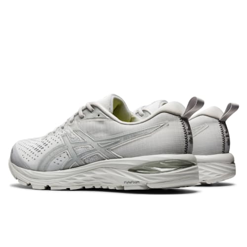 laydown image of Goretex GEL Cumulus 21