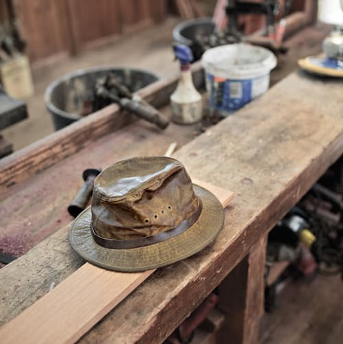 laydown image of Tin Cloth Bush Hat