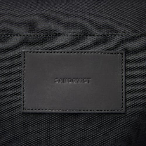 laydown image of Milton - 30L Weekender