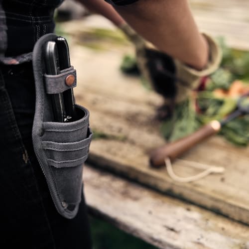 lifestyle image of Pruner & Sheath